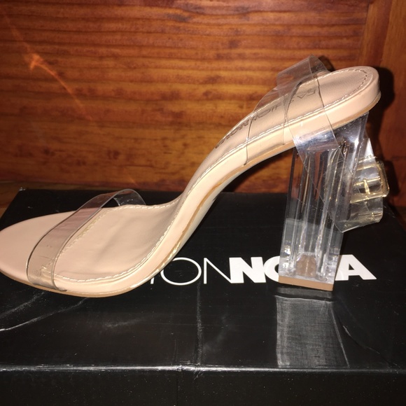 Fashion Nova -The Glass Slipper - Transparent - Picture 6 of 8
